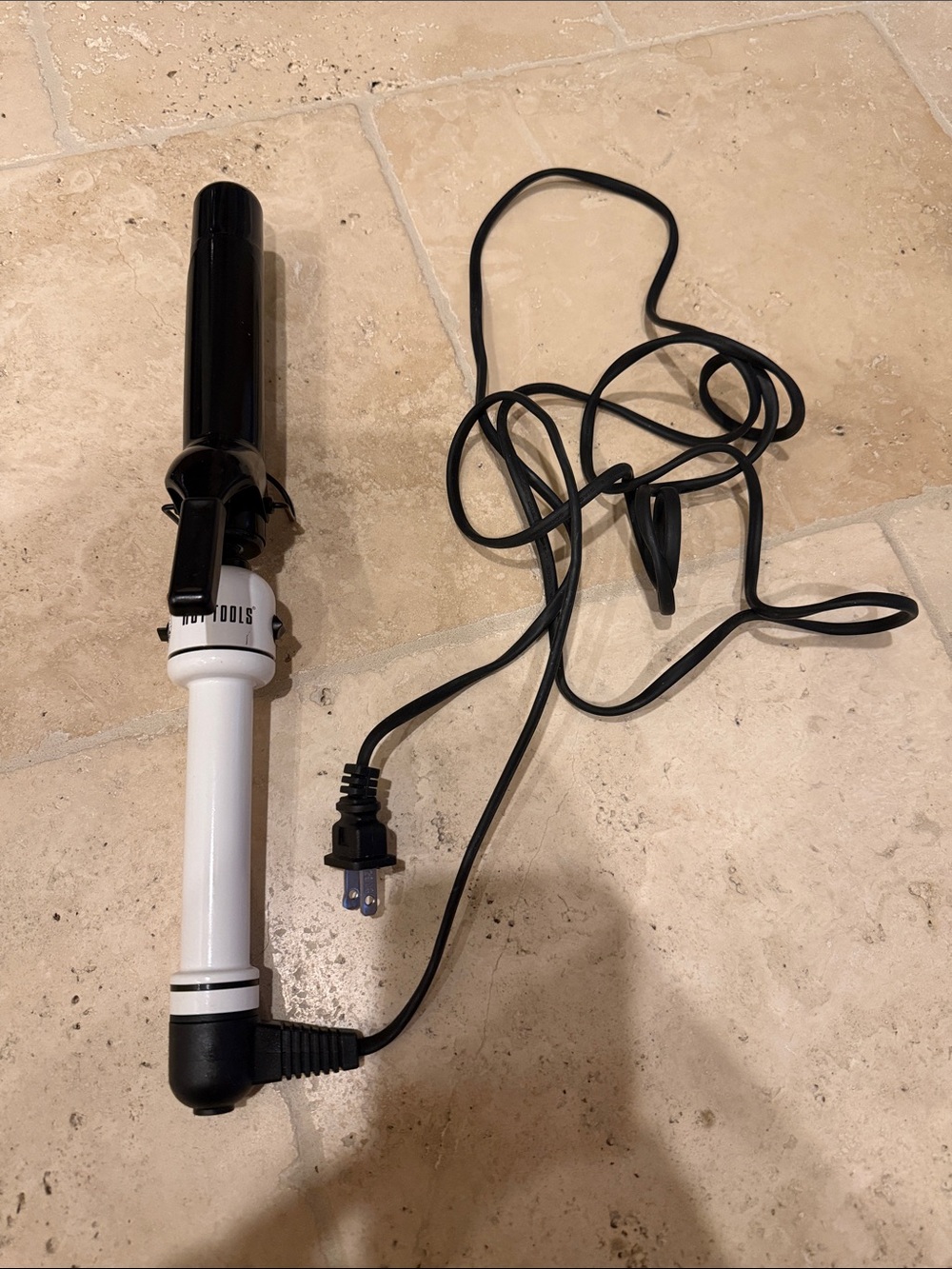 Hot Tools 1 1/4" Nano Ceramic Salon Curling Iron
